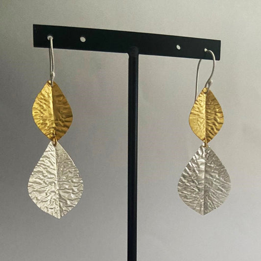 Pendientes dos hojas en baño de oro y plata-0