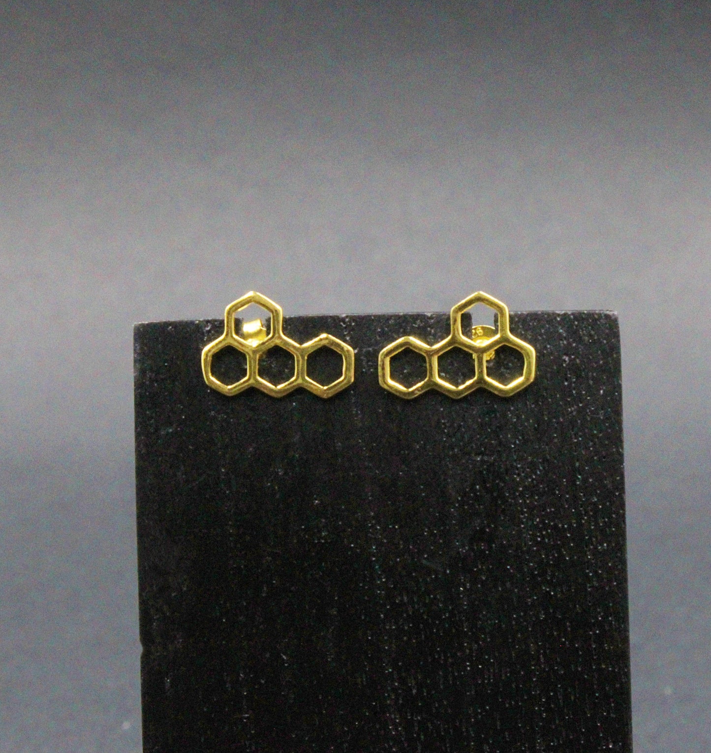 Pendientes PANAL en plata bañados en oro-3